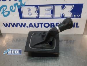 Gebruikte Versnellingspook Audi A3 Sportback (8PA) 1.9 TDI Prijs € 25,00 Margeregeling aangeboden door Auto Bek