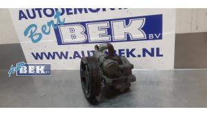 Gebruikte Pomp Servo Dodge Caliber 2.0 CRD 16V Prijs € 175,00 Margeregeling aangeboden door Auto Bek