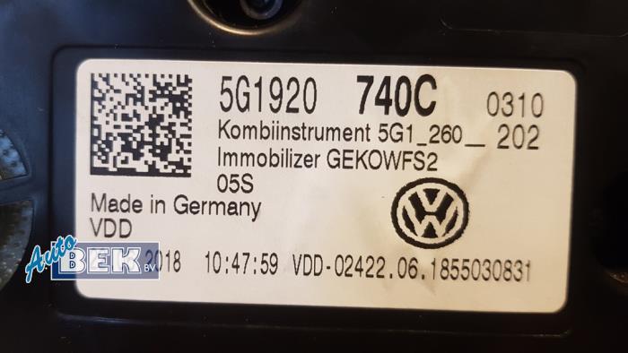 Tellerklok van een Volkswagen Golf VII (AUA) 1.5 TSI Evo BMT 16V 2018