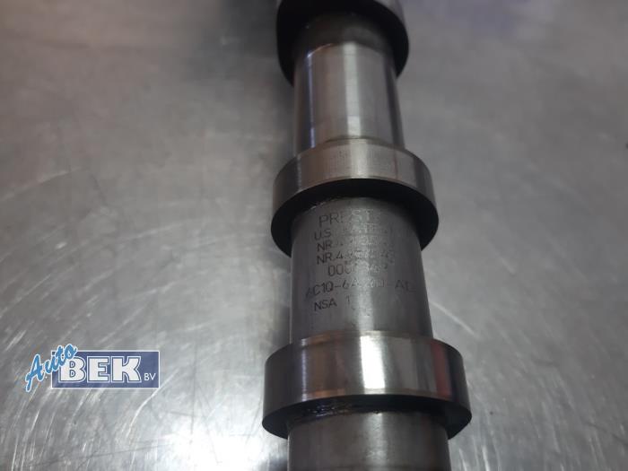 Nokkenas set van een Peugeot Boxer (U9) 2.2 HDi 100 Euro 4 2006