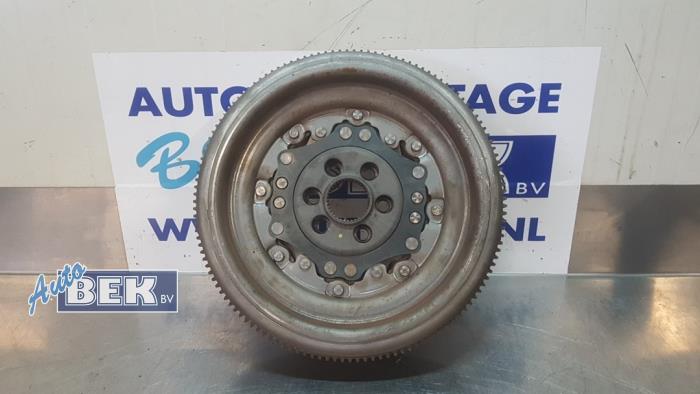 Gebruikte Vliegwiel dubbele massa Seat Altea (5P1) 2.0 TDI 16V Prijs € 125,00 Margeregeling aangeboden door Auto Bek