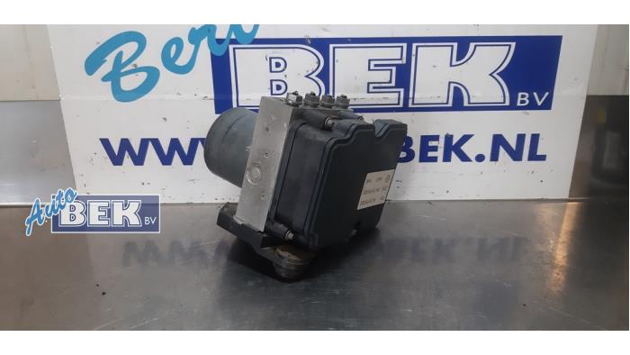 Gebruikte ABS Pomp Volkswagen Polo VI (AW1) 1.0 TSI 12V Prijs € 80,00 Margeregeling aangeboden door Auto Bek