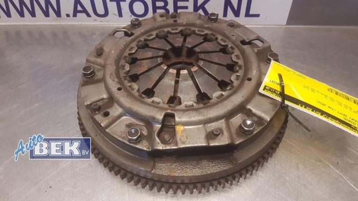 Vliegwiel van een Suzuki Swift (ZA/ZC/ZD) 1.2 16V 2012