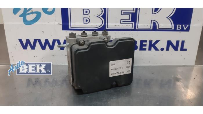 Gebruikte ABS Pomp Volkswagen Polo V (6R) 1.4 TDI 12V 90 Prijs € 65,00 Margeregeling aangeboden door Auto Bek