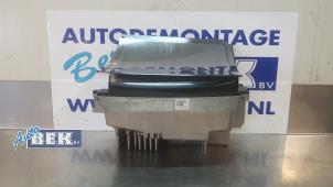 Gebruikte Head-up display Mercedes E (W213) E-220d 2.0 Turbo 16V Prijs € 699,00 Margeregeling aangeboden door Auto Bek