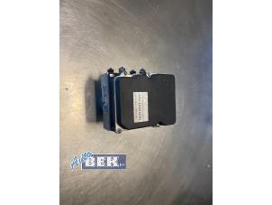 Gebruikte ABS Pomp BMW 5 serie (E60) 525d 24V Prijs € 37,50 Margeregeling aangeboden door Auto Bek