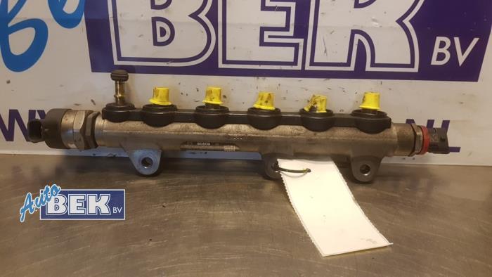 Gebruikte Injector brug Nissan Qashqai (J10) 2.0 dCi 4x4 Prijs € 20,00 Margeregeling aangeboden door Auto Bek
