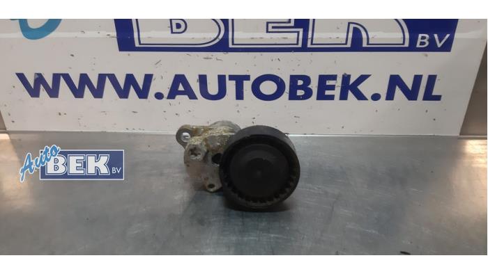 Gebruikte Spanner multiriem Volkswagen Polo VI (AW1) 1.0 MPi 12V Prijs € 20,00 Margeregeling aangeboden door Auto Bek