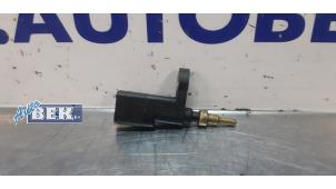 Gebruikte Temperatuursensor Motor Volkswagen Polo VI (AW1) 1.0 MPi 12V Prijs € 8,00 Margeregeling aangeboden door Auto Bek