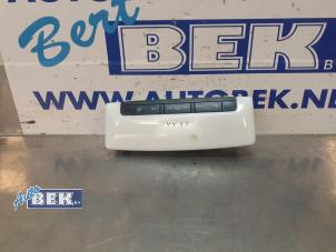 Gebruikte Binnenverlichting voor Nissan Micra (K14) 0.9 IG-T 12V Prijs € 20,00 Margeregeling aangeboden door Auto Bek