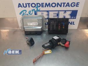 Gebruikte Kontaktslot + computer Nissan Micra (K14) 0.9 IG-T 12V Prijs € 200,00 Margeregeling aangeboden door Auto Bek