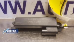 Gebruikte Keyless vehicle module Jaguar F-Pace 2.0 D 180 16V AWD Prijs € 15,00 Margeregeling aangeboden door Auto Bek