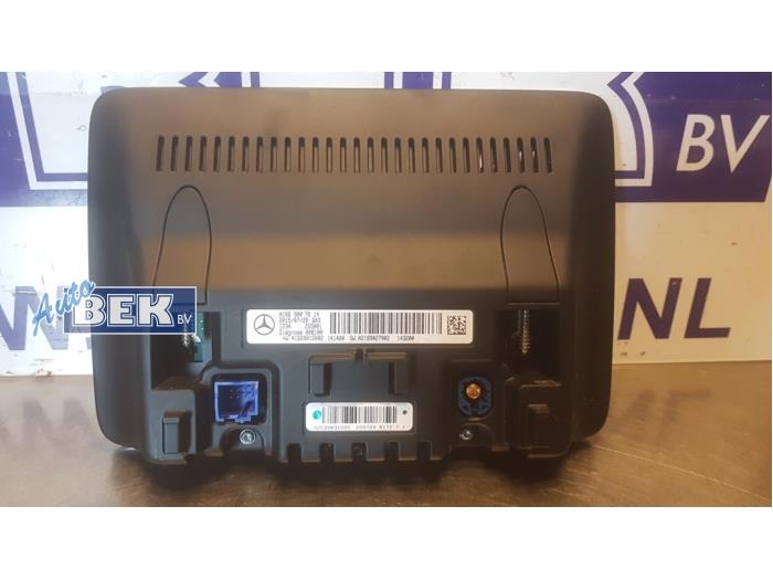 Display Interieur van een Mercedes-Benz B (W246) 1.6 B-200 BlueEFFICIENCY Turbo 16V 2016