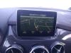 Display Interieur van een Mercedes-Benz B (W246) 1.6 B-200 BlueEFFICIENCY Turbo 16V 2016