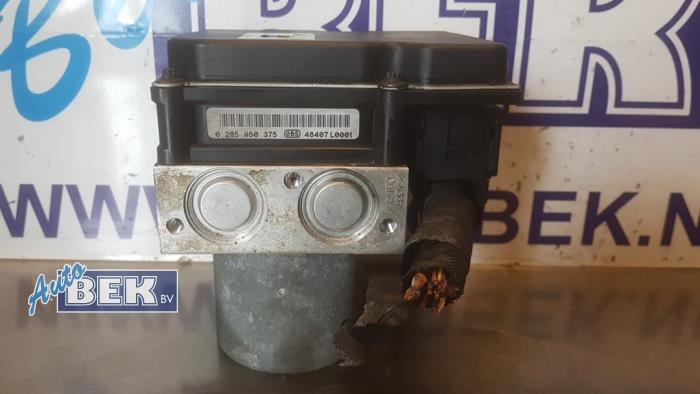 Gebruikte ABS Pomp BMW 5 serie (E60) 520i 24V Prijs € 25,00 Margeregeling aangeboden door Auto Bek