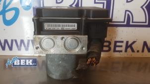 Gebruikte ABS Pomp BMW 5 serie (E60) 520i 24V Prijs € 25,00 Margeregeling aangeboden door Auto Bek