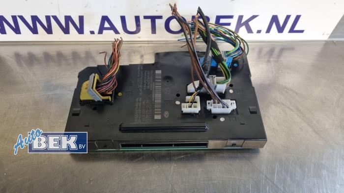 Gebruikte Module Bodycontrol Mercedes C Estate (S204) 6.2 C-63 AMG V8 32V Prijs € 22,50 Margeregeling aangeboden door Auto Bek