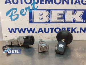 Gebruikte Set Cilindersloten (compleet) Citroen C3 (SC) 1.0 Vti 68 12V Prijs € 100,00 Margeregeling aangeboden door Auto Bek