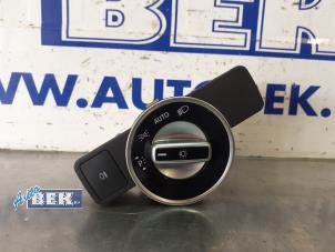 Gebruikte Schakelaar Licht Mercedes CLA (117.3) 2.0 AMG CLA-45 Turbo 16V Prijs € 24,99 Margeregeling aangeboden door Auto Bek