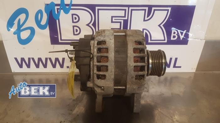 Gebruikte Dynamo Nissan Qashqai (J11) 1.5 dCi DPF Prijs € 64,99 Margeregeling aangeboden door Auto Bek