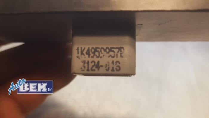 Schakelblok ruiten van een Seat Altea (5P1) 1.2 TSI 2015