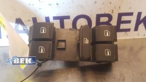 Gebruikte Schakelblok ruiten Seat Altea (5P1) 1.2 TSI Prijs € 14,99 Margeregeling aangeboden door Auto Bek