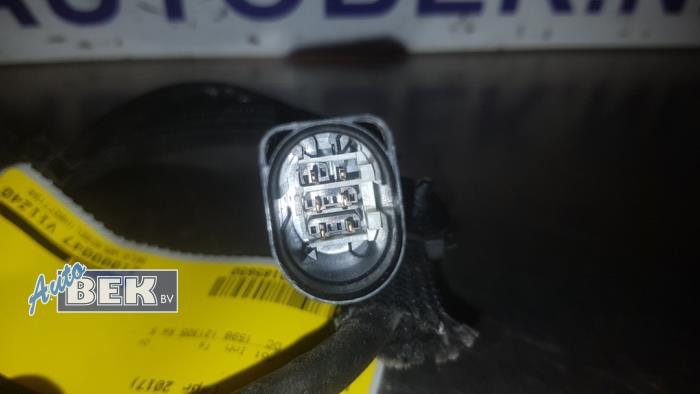 Lambda Sonde van een Opel Astra K Sports Tourer 1.6 CDTI 110 16V 2017