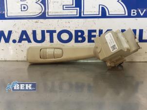 Gebruikte Knipperlicht Scherm links-voor Volvo V70 (BW) 1.6 DRIVe 16V Prijs € 24,00 Margeregeling aangeboden door Auto Bek