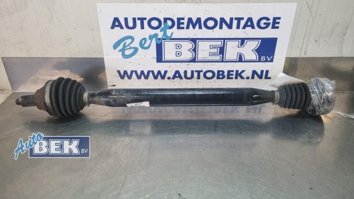 Aandrijfas rechts-voor van een Volkswagen Polo V (6R) 1.4 16V 2009