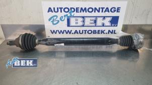 Gebruikte Aandrijfas rechts-voor Volkswagen Polo V (6R) 1.4 16V Prijs € 40,00 Margeregeling aangeboden door Auto Bek