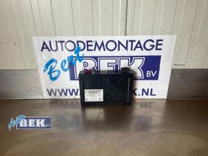 Gebruikte Antenne Versterker Mercedes CLS (C218) 63 AMG 5.5 V8 32V Prijs € 25,00 Margeregeling aangeboden door Auto Bek