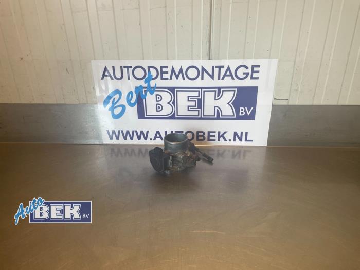 Gebruikte Gasklephuis Volvo 940 I Estate 2.3i (LPT) Polar Prijs € 22,50 Margeregeling aangeboden door Auto Bek