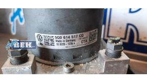 Gebruikte ABS Pomp Volkswagen Tiguan (AD1) 2.0 TDI 16V BlueMotion Technology SCR Prijs € 160,00 Margeregeling aangeboden door Auto Bek