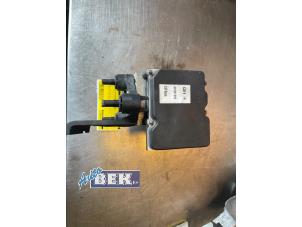 Gebruikte ABS Pomp Mercedes E (W212) E-350 CDI V6 24V BlueEfficiency Prijs € 170,00 Margeregeling aangeboden door Auto Bek