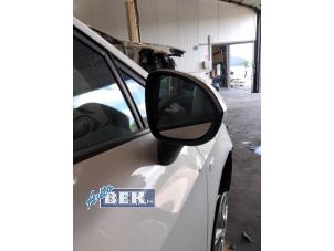 Gebruikte Spiegel Buiten rechts Seat Ibiza IV (6J5) 1.4 TDI Prijs op aanvraag aangeboden door Auto Bek
