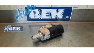 Gebruikte Startmotor Mercedes E (W211) 2.6 E-240 V6 18V Prijs € 12,50 Margeregeling aangeboden door Auto Bek