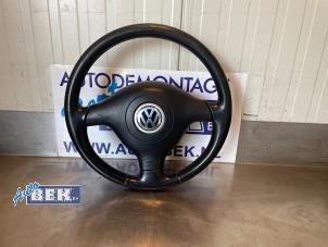Gebruikte Stuurwiel Volkswagen Bora (1J2) 1.6 16V Prijs € 65,00 Margeregeling aangeboden door Auto Bek