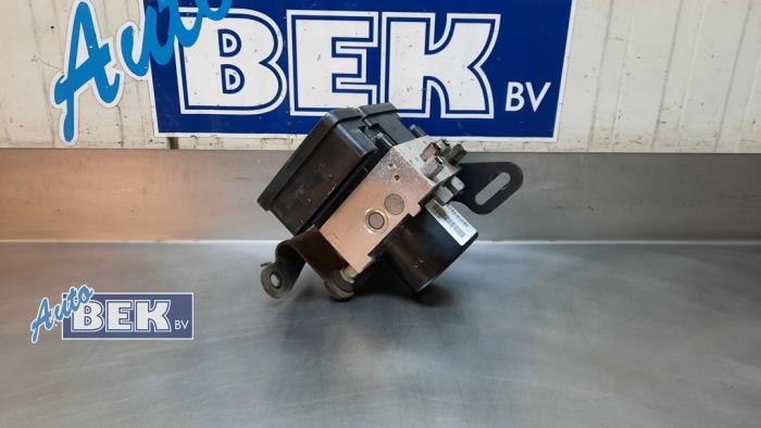 Gebruikte ABS Pomp Jeep Grand Cherokee (WH/WK) 3.0 CRD V6 24V Prijs € 210,00 Margeregeling aangeboden door Auto Bek