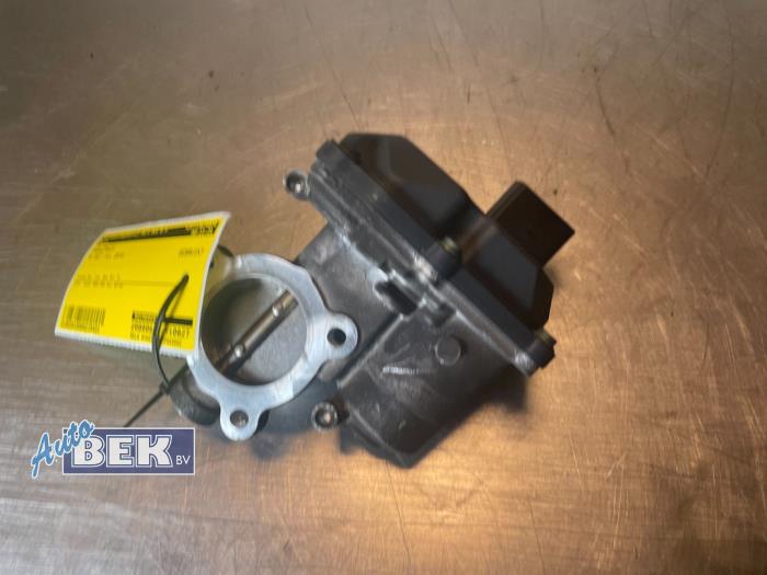 Gebruikte Gasklephuis Volkswagen Golf VII (AUA) 1.6 TDI BMT 16V Prijs € 30,00 Margeregeling aangeboden door Auto Bek