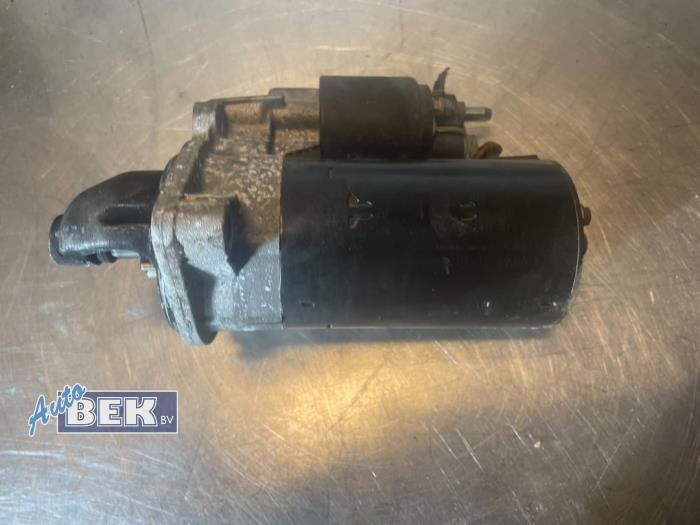 Gebruikte Startmotor BMW 3 serie (E46/4) 330i 24V Prijs € 35,00 Margeregeling aangeboden door Auto Bek