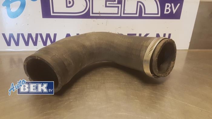Gebruikte Intercooler Slang Volkswagen Tiguan (AD1) 2.0 TSI 16V 4Motion Prijs € 29,00 Margeregeling aangeboden door Auto Bek