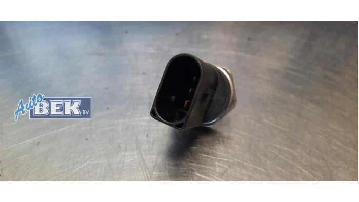 Gebruikte Brandstofdruk sensor Volkswagen Caddy Alltrack Combi 1.4 TSI 16V Prijs € 20,00 Margeregeling aangeboden door Auto Bek