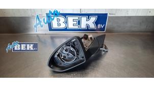 Gebruikte Buitenspiegel links Volkswagen Golf VII (AUA) Prijs op aanvraag aangeboden door Auto Bek