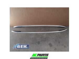 Gebruikte Dakdrager set Volkswagen Golf VII Variant (AUVV) 1.4 TGI 16V Prijs € 139,95 Margeregeling aangeboden door Auto Bek