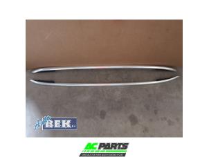 Gebruikte Dakdrager set Volkswagen Golf VII Variant (AUVV) 1.5 TSI Evo BlueMotion 16V Prijs € 129,95 Margeregeling aangeboden door Auto Bek