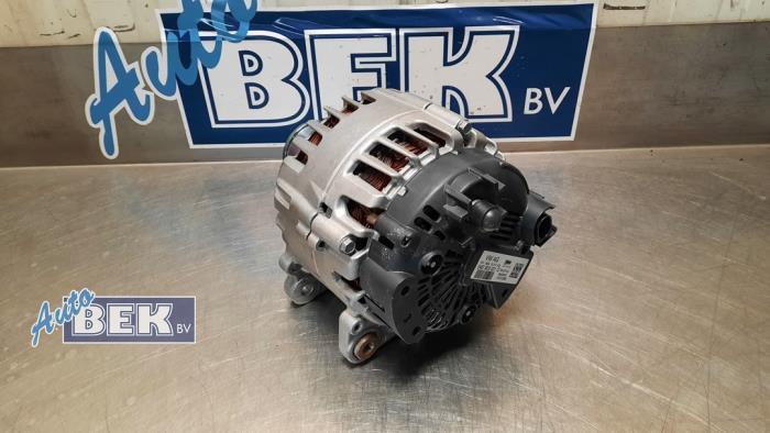 Dynamo van een Volkswagen Caddy Alltrack 1.4 TSI 16V 2017