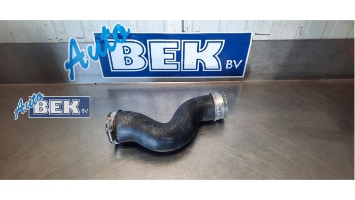 Gebruikte Intercooler Slang Volkswagen Beetle (16AB) 2.0 TSI 16V Prijs € 14,00 Margeregeling aangeboden door Auto Bek