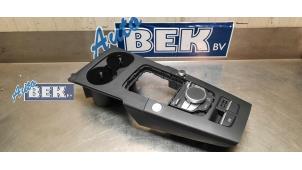 Gebruikte MMI schakelaar Audi A3 (8V1/8VK) Prijs op aanvraag aangeboden door Auto Bek