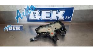 Gebruikte Carterventilatie Volkswagen Golf VII (AUA) 2.0 R 4Motion 16V Prijs € 35,00 Margeregeling aangeboden door Auto Bek