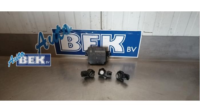 Gebruikte PDC Sensor Set Volkswagen Up! (121) 1.0 12V 60 Prijs € 74,99 Margeregeling aangeboden door Auto Bek